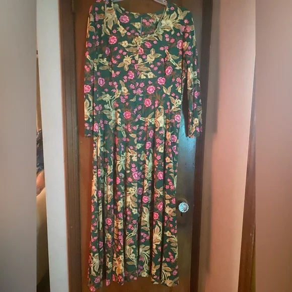 wrap dress for women The Wrap Dress in Linen main image 0